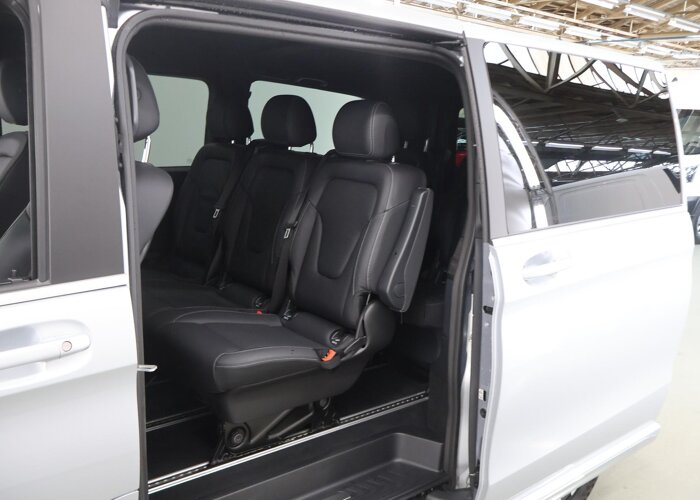 Mercedes-Benz EQV 300 | Lang L2 | Avantgarde | 90 kWh |