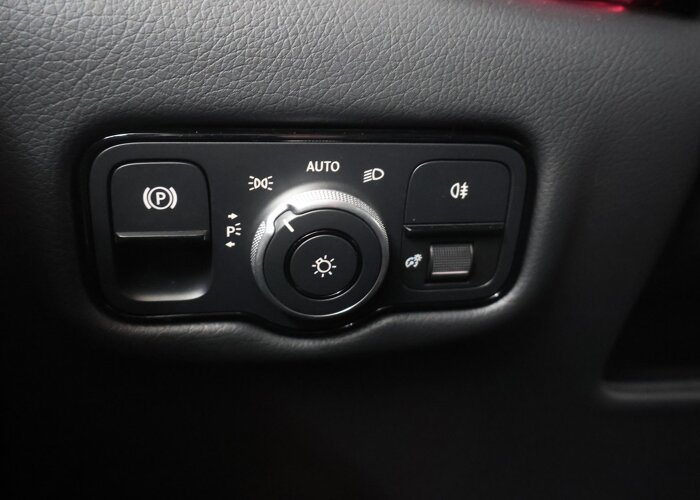 Mercedes-Benz EQV 300 | Lang L2 | Avantgarde | 90 kWh |