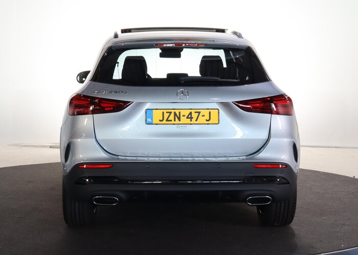 Mercedes-Benz GLA 250e Business Solution AMG