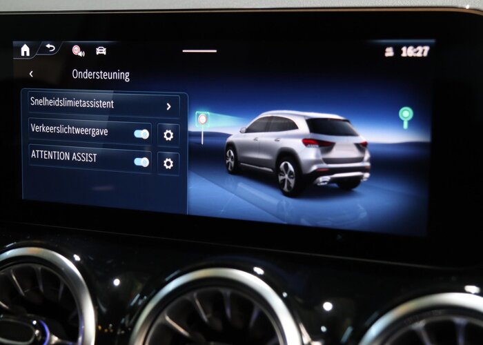 Mercedes-Benz GLA 250e Business Solution AMG