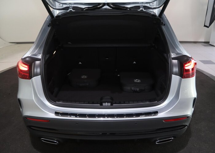 Mercedes-Benz GLA 250e Business Solution AMG