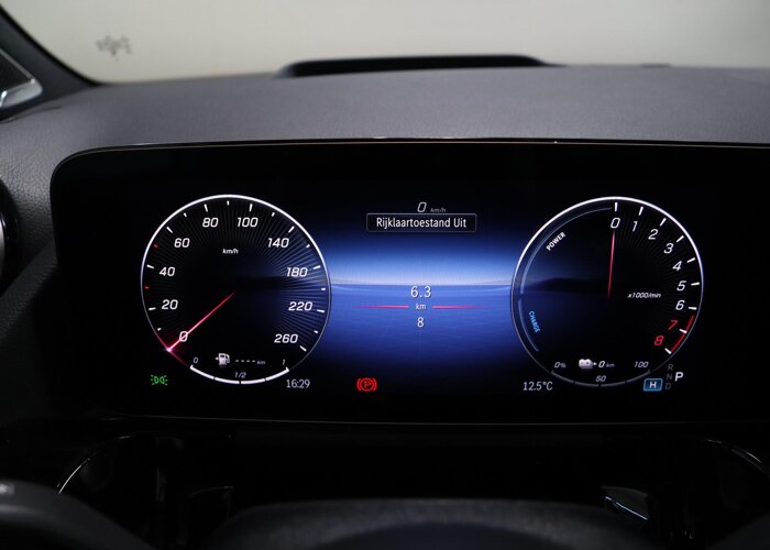 Mercedes-Benz GLA 250e Business Solution AMG