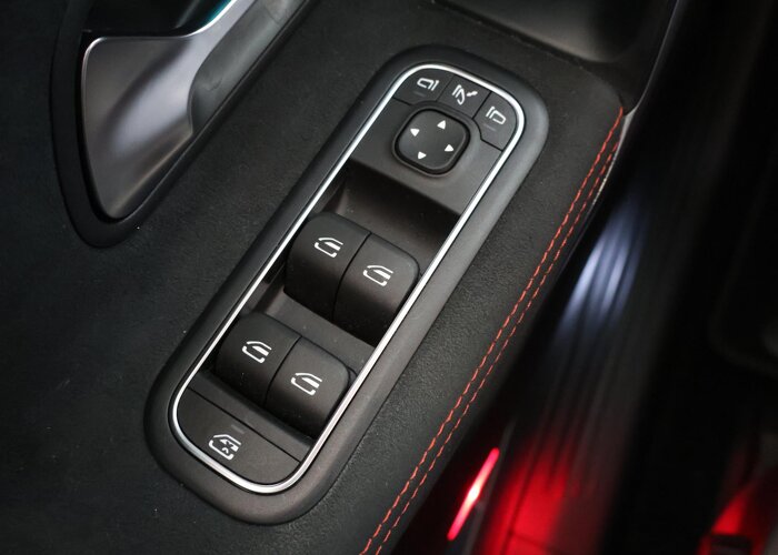 Mercedes-Benz CLA-Klasse 180 Star Edition AMG Line