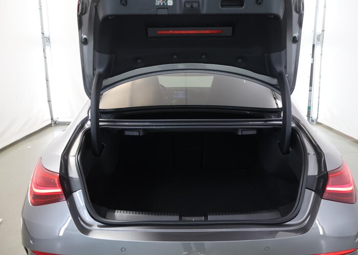 Mercedes-Benz CLA-Klasse 180 Star Edition AMG Line