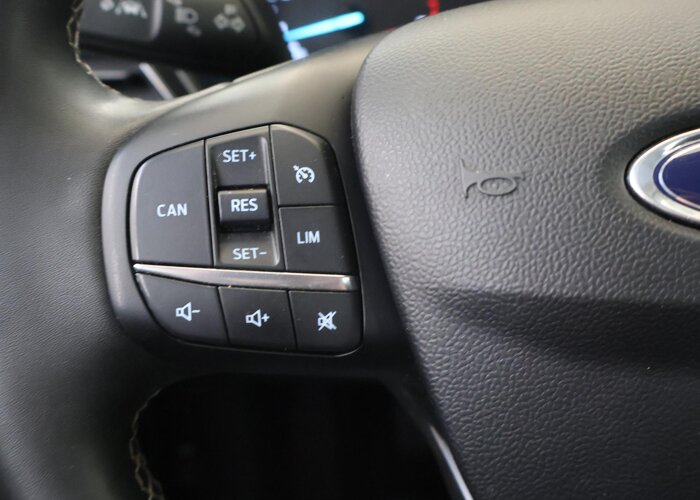 Ford Puma 1.0 EcoBoost Hybrid Titanium