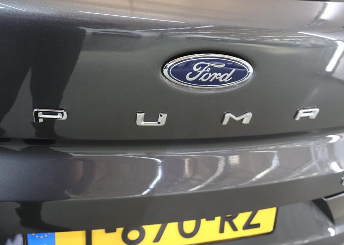 Ford Puma 1.0 EcoBoost Hybrid Titanium
