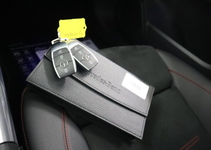 Mercedes-Benz B-Klasse 250 e Business Solution AMG