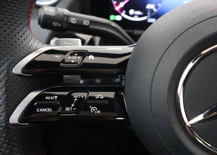 Mercedes-Benz B-Klasse 250 e Business Solution AMG