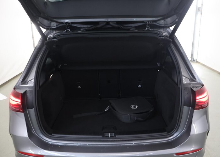 Mercedes-Benz B-Klasse 250 e Business Solution AMG
