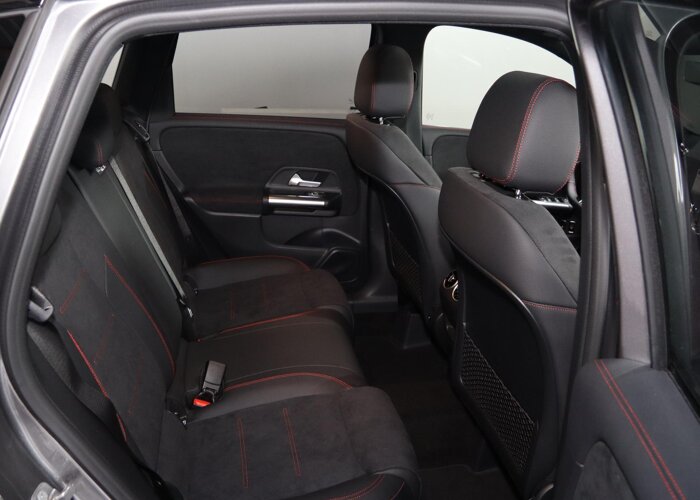 Mercedes-Benz B-Klasse 250e Business Solution AMG