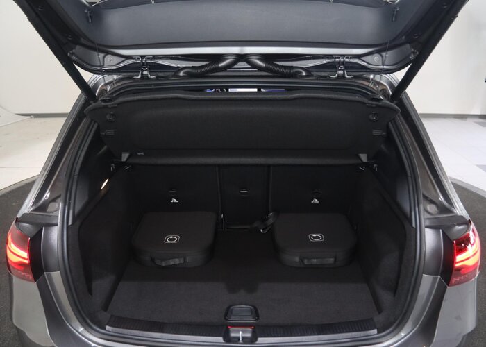 Mercedes-Benz B-Klasse 250e Business Solution AMG