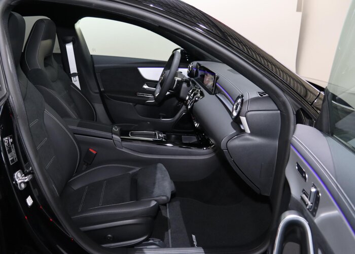 Mercedes-Benz CLA-Klasse Shooting Brake 180 Business Solution AMG