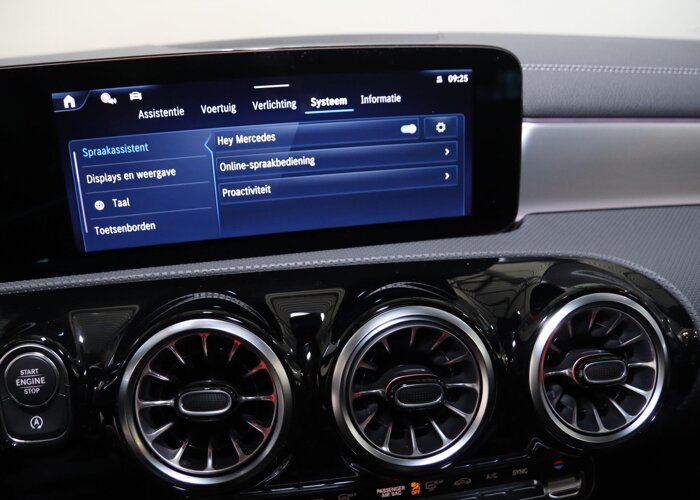 Mercedes-Benz CLA-Klasse Shooting Brake 180 Business Solution AMG