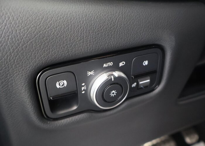 Mercedes-Benz EQV 300 L2 | AVANTGARDE | 90 kWh |