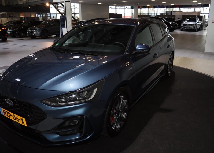 Ford FOCUS Wagon 1.0 EcoBoost Hybrid ST Line X