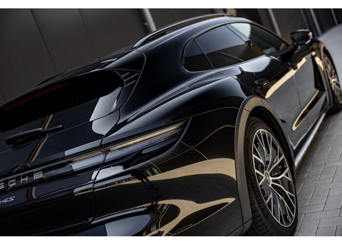 Porsche Taycan Cross Turismo 4S 93 kWh