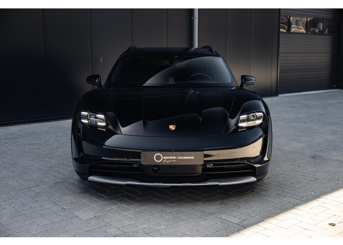 Porsche Taycan Cross Turismo 4S 93 kWh