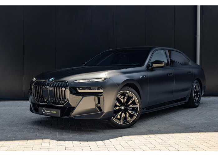 BMW i7 M70 xDrive 106 kWh