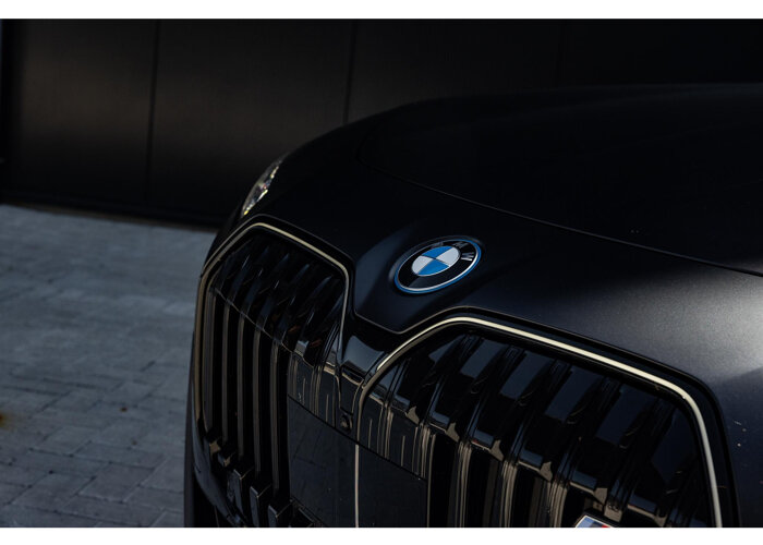 BMW i7 M70 xDrive 106 kWh