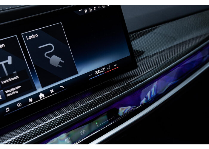 BMW i7 M70 xDrive 106 kWh