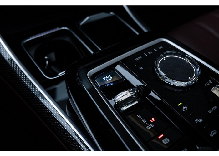 BMW i7 M70 xDrive 106 kWh