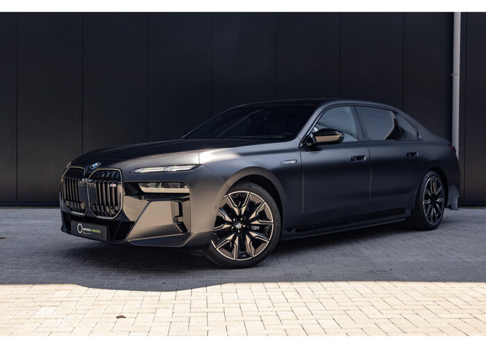 BMW i7 M70 xDrive 106 kWh
