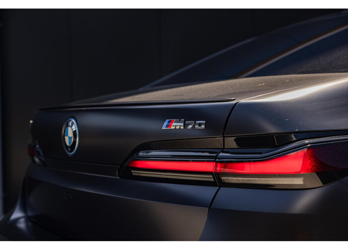 BMW i7 M70 xDrive 106 kWh
