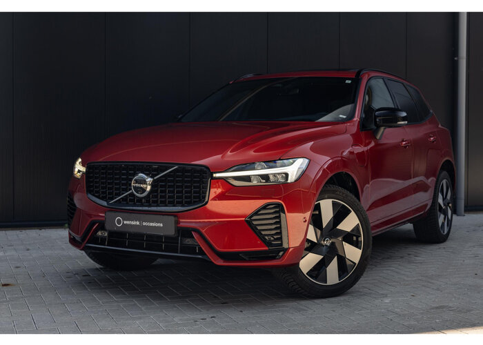 Volvo XC60 2.0 T8 Plug-in hybrid AWD Ultimate Dark