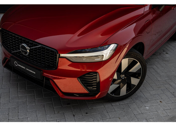Volvo XC60 2.0 T8 Plug-in hybrid AWD Ultimate Dark