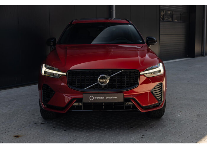Volvo XC60 2.0 T8 Plug-in hybrid AWD Ultimate Dark