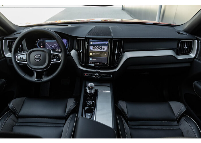 Volvo XC60 2.0 T8 Plug-in hybrid AWD Ultimate Dark