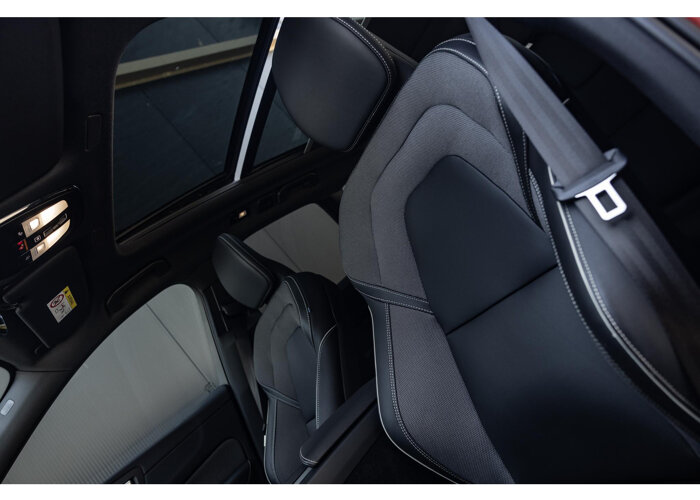 Volvo XC60 2.0 T8 Plug-in hybrid AWD Ultimate Dark