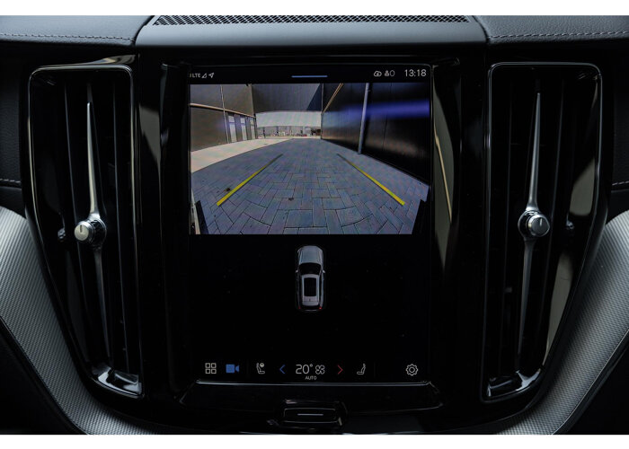 Volvo XC60 2.0 T8 Plug-in hybrid AWD Ultimate Dark