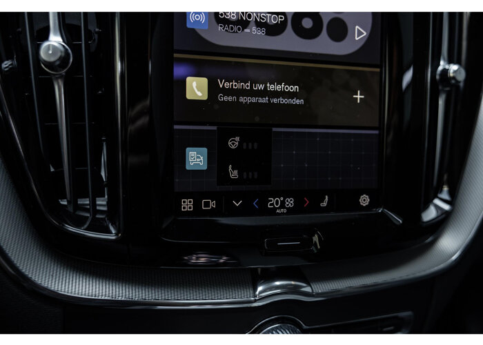 Volvo XC60 2.0 T8 Plug-in hybrid AWD Ultimate Dark