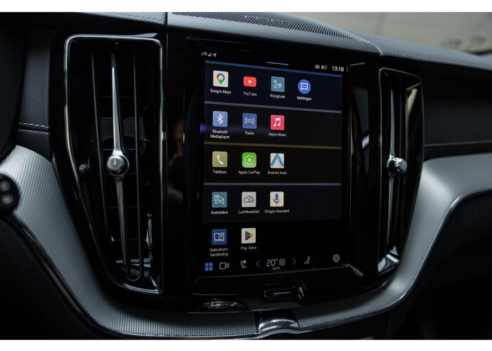 Volvo XC60 2.0 T8 Plug-in hybrid AWD Ultimate Dark