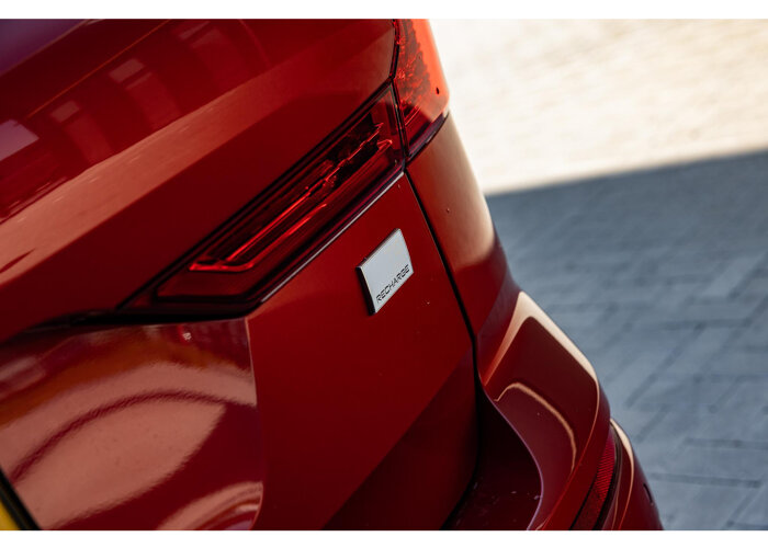 Volvo XC60 2.0 T8 Plug-in hybrid AWD Ultimate Dark