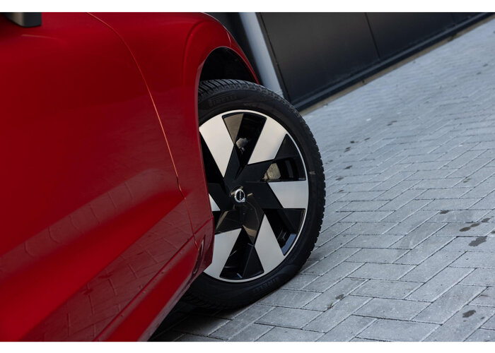 Volvo XC60 2.0 T8 Plug-in hybrid AWD Ultimate Dark