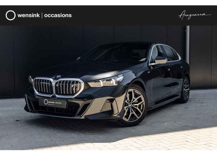 BMW i5 eDrive40 84 kWh