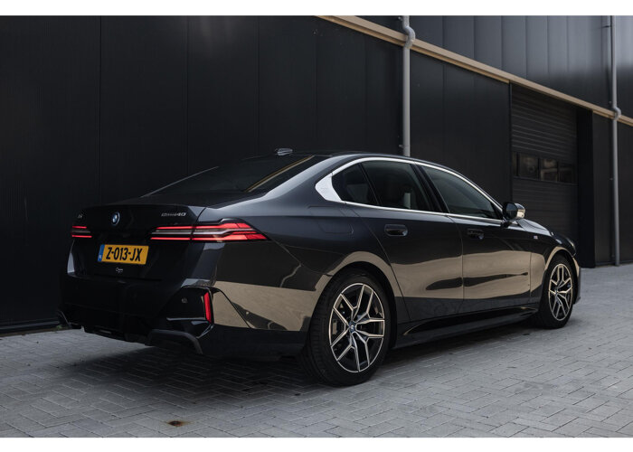 BMW i5 eDrive40 84 kWh