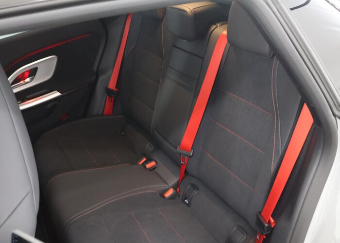 Mercedes-Benz CLA-Klasse Shooting Brake 250+ Business Solution AMG 85.5 kWh