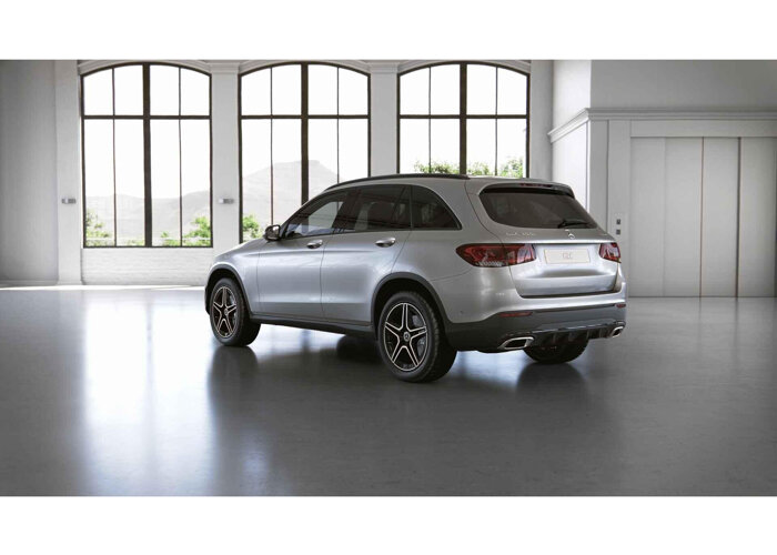 Mercedes-Benz GLC 300e 4MATIC AMG Line