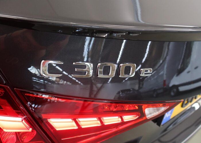 Mercedes-Benz C-Klasse 300 e AMG Line