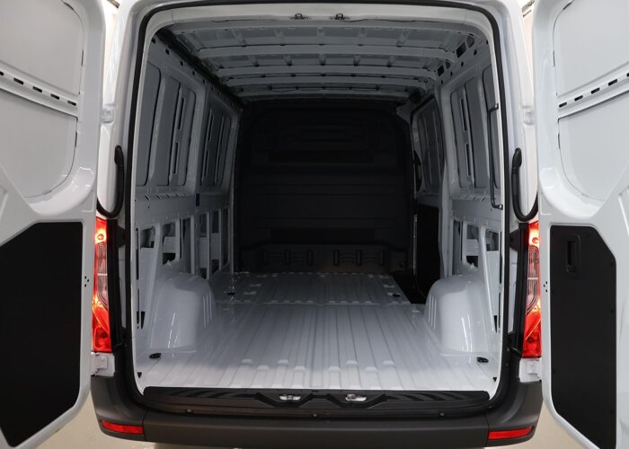 Mercedes-Benz Sprinter 315 CDI | L2 H1 | RWD | PRO