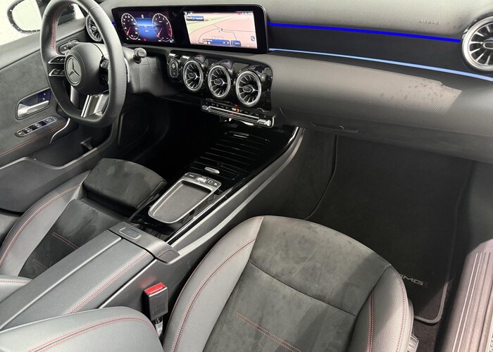 Mercedes-Benz A-Klasse 180 Business Solution AMG