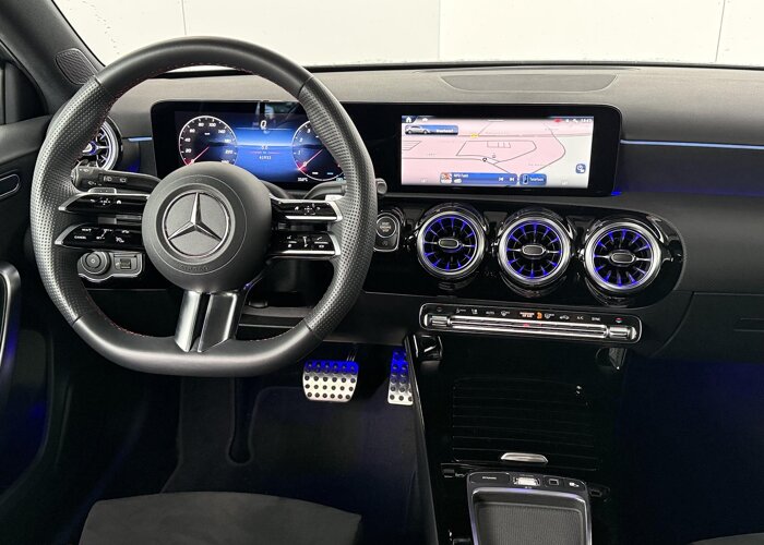 Mercedes-Benz A-Klasse 180 Business Solution AMG