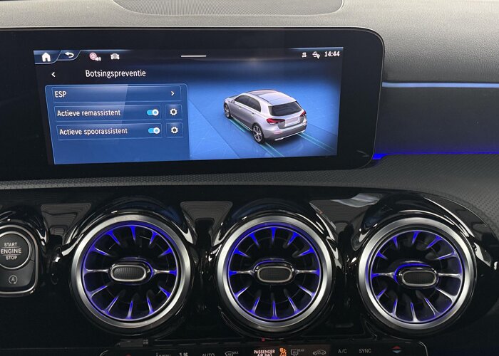 Mercedes-Benz A-Klasse 180 Business Solution AMG