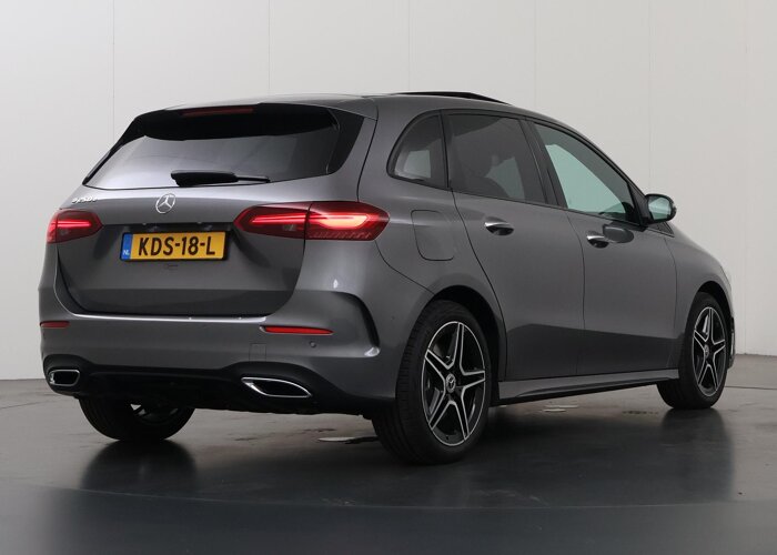 Mercedes-Benz B-Klasse 250e Business Solution AMG
