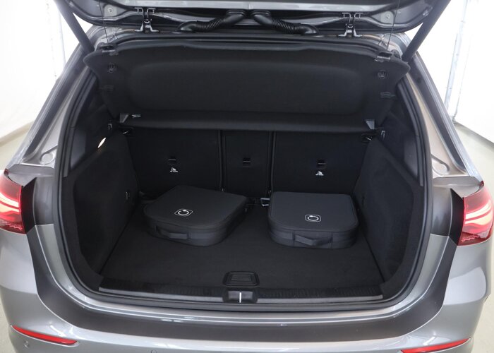Mercedes-Benz B-Klasse 250e Business Solution AMG