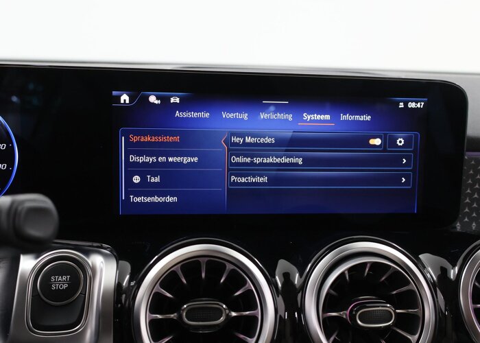 Mercedes-Benz EQB 300 4MATIC Luxury Line 67 kWh