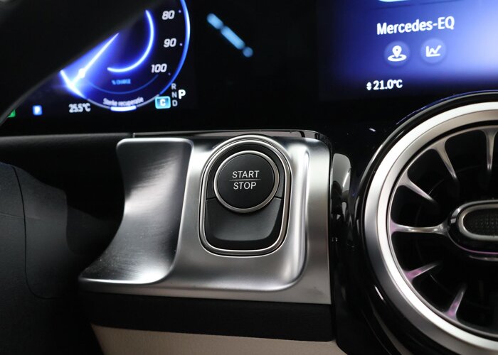 Mercedes-Benz EQB 300 4MATIC Luxury Line 67 kWh